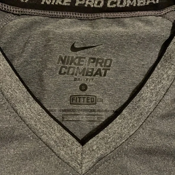 Nike size small pro combat dri fit fitted workout t shirt - Picture 2 of 3